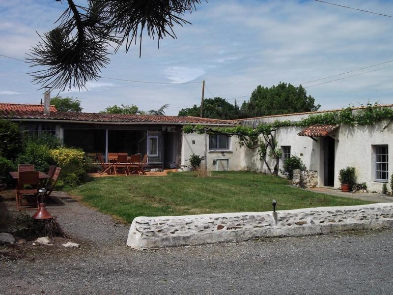 Le Puy Babin Chambres Familiales A La Ferme Saint-Mathurin  Εξωτερικό φωτογραφία